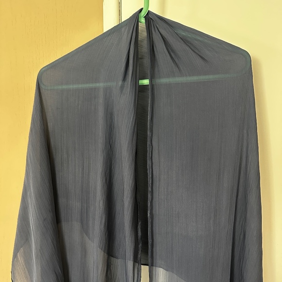 Beautiful Shawl Wrap for Women Dark Blue - Picture 3 of 5